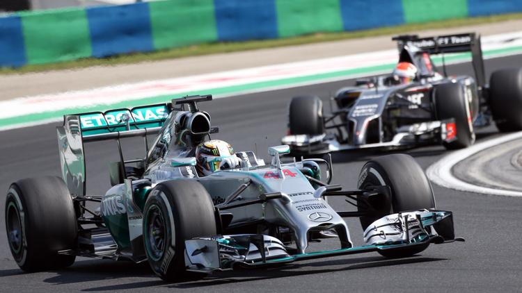 Le Britannique Lewis Hamilton sur Mercedes lors de la première séance d'essais libres du GP de Hongrie, le 25 juillet 2014 à Budapest. [Ferenc Isza / AFP]