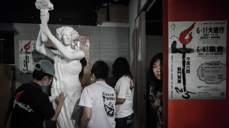 Une "statue de la démocratie" dans le premier musée dédié à la répression sur la place Tiananmen à Pékin en 1989, le 18 avril 2014 à Hong Kong [Philippe Lopez / AFP]
