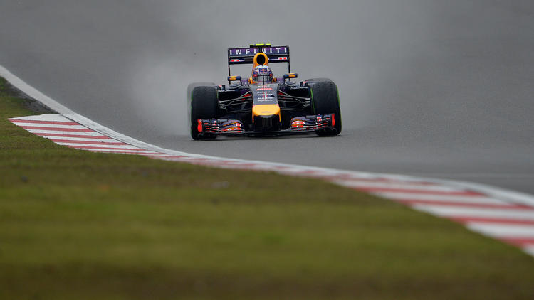 Daniel Ricciardo lors de la troisième séance d'essais libres du Grand Prix de Chine à Shangai le 19 avril 2014 [Mark Ralston / AFP]