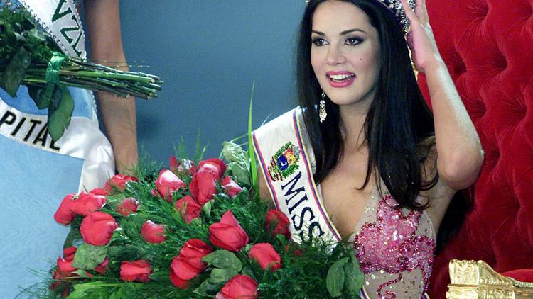 Monica Spear lors de son élection "miss Venezuela 2004", le 23 septembre 2004 à Caracas [Andrew Alvarez / AFP/Archives]