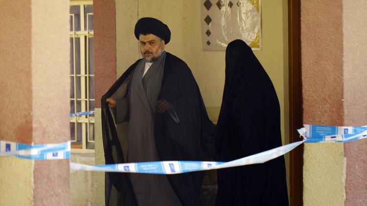 Le puissant dirigeant chiite Moqtada al-Sadr le 30 avril 2014 à Najaf [Haidar Hamdani / AFP/Archives]