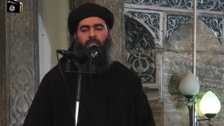 Capture d'écran d'une vidéo de propagande du chef de l'Etat islamique (EI), Abou Bakr Al-Baghdadi, désigné par son groupe "calife"  [ / Al-Furqan Media/AFP]