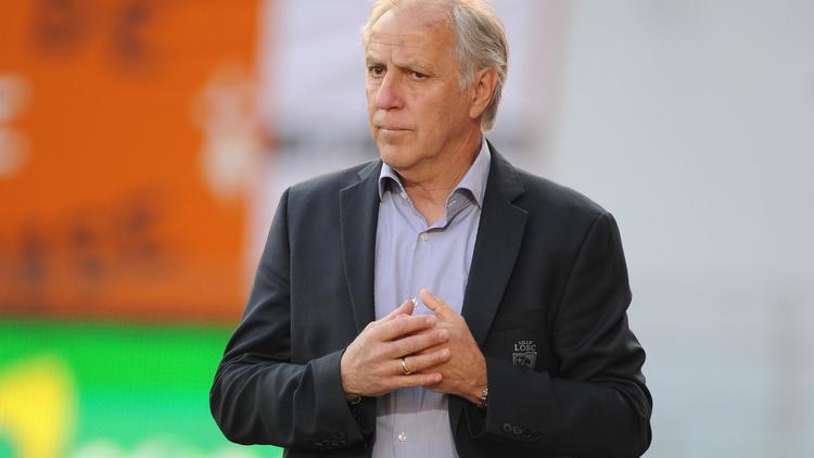 L'entraîneur de Lille René Girard, lors d'un match de L1 à Lorient, le 17 mai 2014 [Jean-Sébastien Evrard / AFP]