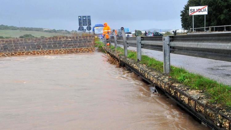 Inondation à Siliqua, en Sardaigne, le 18 novembre 2013 [Angelo Cucca / AFP]