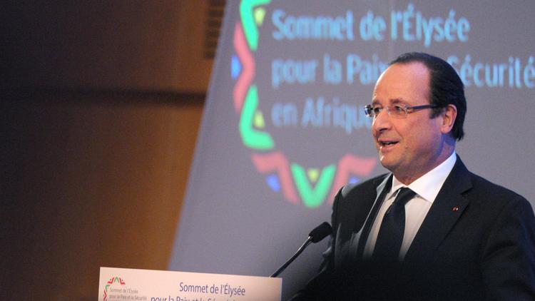 François Hollande lors de la Conférence économique franco-africaine, le 4 décembre 2013 à Paris [Eric Piermont / AFP/Archives]