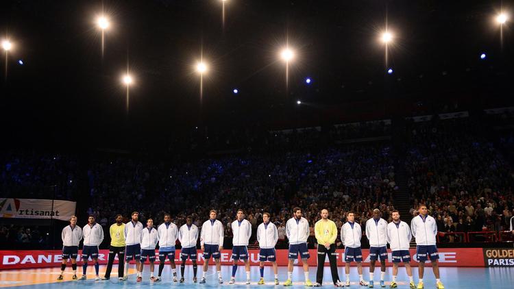 Les Bleus posent avant leur match contre le Danemark, lors du tournoi amical de handball, Golden League, au Palais omnisports de Paris-Bercy, le 5 janvier 2014 [ / AFP/Archives]