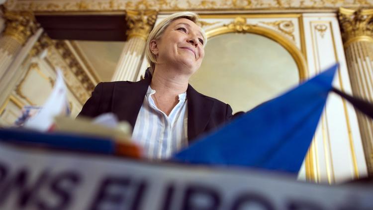 Marine Le Pen a lancé mardi 22 avril à Paris la campagne du FN pour les élections européennes [Lionel Bonaventure / AFP]