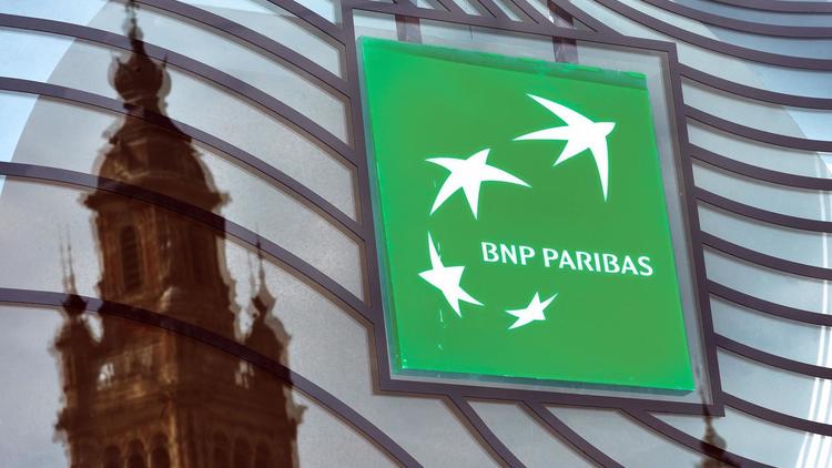 Le logo de la banque BNP Paribas à Lille le 24 juin 2014 [Philippe Huguen / AFP]