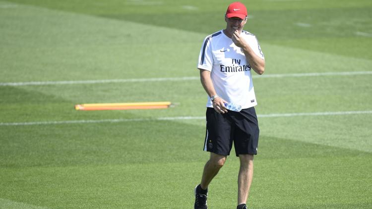 L'entraîneur du PSG Laurent Blanc, le 24 juillet 2014 au Camp des Loges à Saint-Germain-en-Laye [Martin Bureau / AFP/Archives]