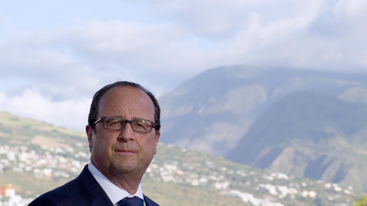 Le président français François Hollande au Port, sur l'île de la Réunion, le 21 août 2014 [Alain Jocard / Pool/AFP]