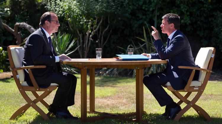 François Hollande et Manuel Valls le 15 août 2014 au Fort de Brégançon [Bertrang Langlois / Pool/AFP]