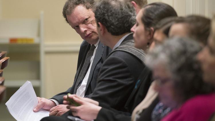 Le président de la SNCF America Alain Leray discute avec ses collègues avant de témoigner à Annapolis au Maryland le 10 mars 2013 [Jim Watson / AFP/Archives]