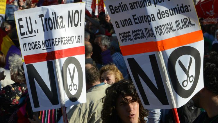 Des Espagnols manifestent contre l'austérité à Madrid, le 1er juin 2013 [Dominique Faget / AFP]