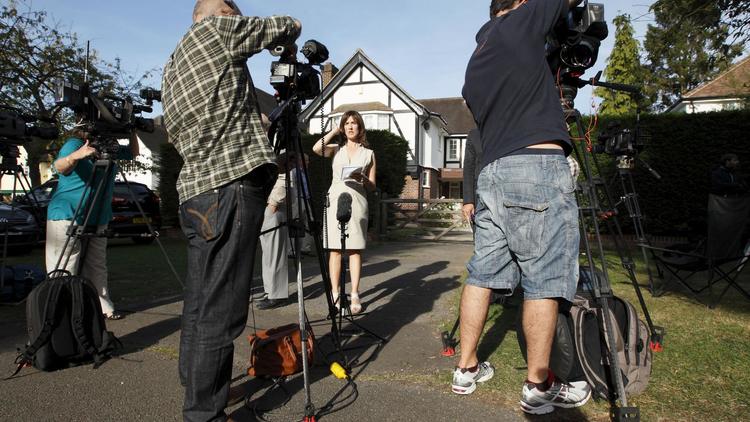 La presse britannique qui s'interrogeait vendredi sur le motif des "exécutions" et sur la découverte tardive de la seconde fillette survivante. [AFP]