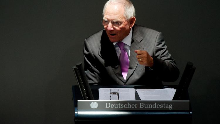 Le ministre allemand des Finances, Wolfgang Schäuble, a estimé mardi que la Grèce avait réalisé des efforts "considérables" pour réduire le déficit de son budget, lors d'une allocution devant le Parlement allemand. [DPA]