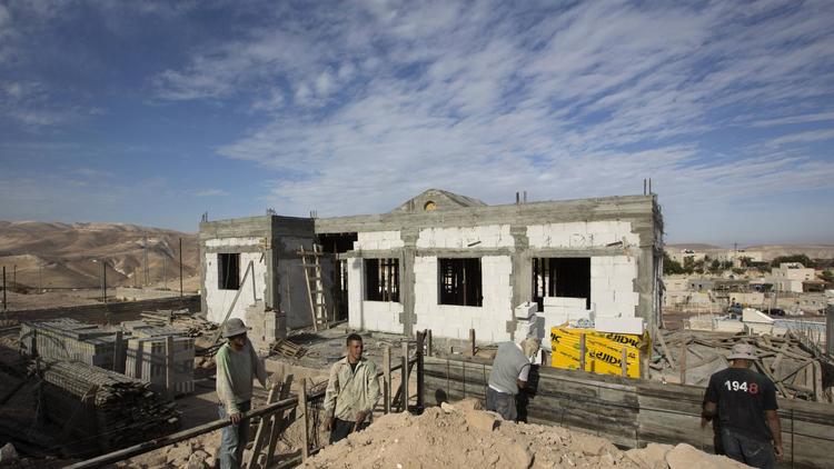 Construction de logements dans la colonie juive d'Alon, le 3 décembre 2012 à Jérusalem-Est [Menahem Kahana / AFP/Archives]