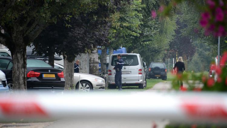Le délai de huit heures entre le massacre d'une famille britannique en Haute-Savoie et la découverte d'une fillette survivante retrouvée prostrée à leurs pieds dans la voiture, s'explique par le fait que la scène a été "gelée" dans l'attente de techniciens parisiens.[AFP]
