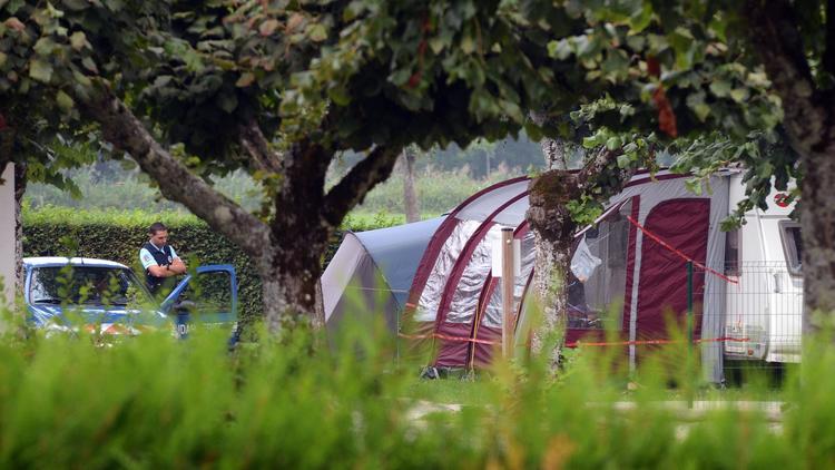 La tuerie d'une famille de vacanciers britanniques sur un parking forestier des Alpes françaises suscitait jeudi l'émotion en Grande-Bretagne, où la presse consacrait ses gros titres à l'affaire.[AFP]
