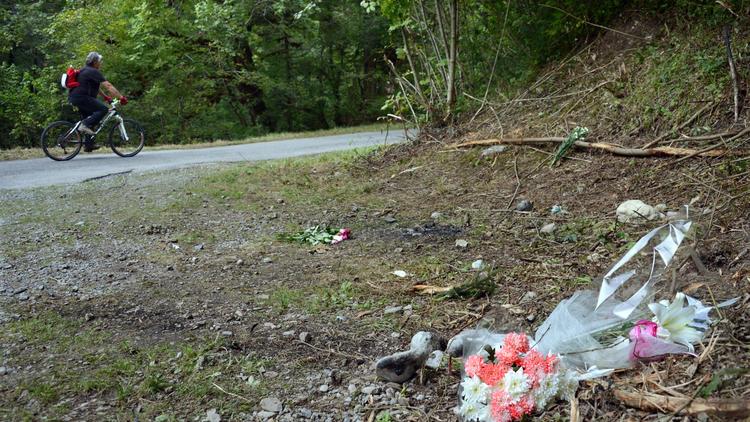 Le cycliste de 45 ans abattu dans la tuerie de Chevaline (Haute-Savoie), Sylvain Mollier, un père de famille discret selon les habitants de sa ville savoyarde, fait figure de victime oubliée, alors que les corps devaient être rendus rapidement aux familles. [AFP]