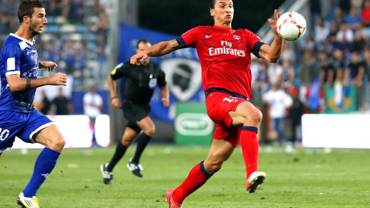 L'attaquant du PSG Zlatan Ibrahimovic, le 22 septembre 2012 à Bastia. [Pascal Pochard Casabianca / AFP]