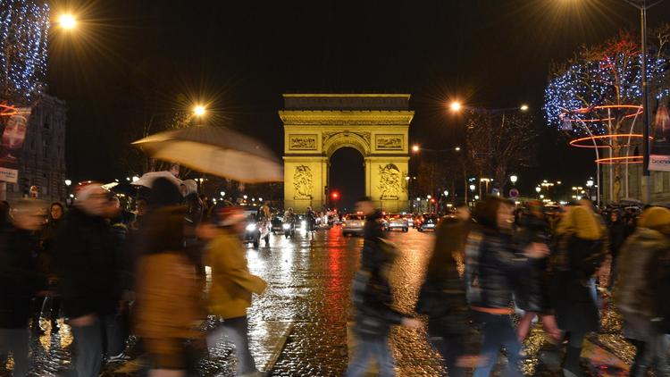 Les Champs Elysées pour la Saint-Sylvestre, le 31 décembre 2012 [Miguel Medina / AFP]