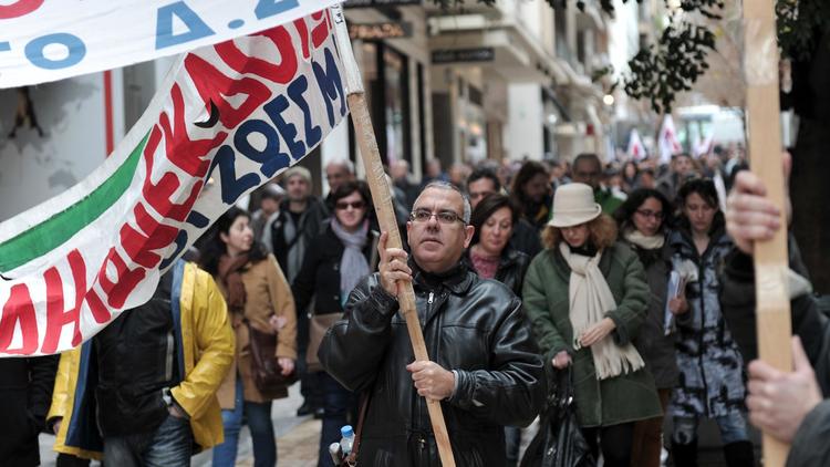 Manifestation de journalistes grecs le 19 février 2013 dans les rues d'Athènes [Louisa Gouliamaki / AFP]