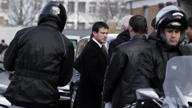 Manuel Valls le 21 février 2013  à son dans les locaux de la Bac nuit de Paris", boulevard Bessières (XVIIe), à Paris [Kenzo Tribouillard / AFP]