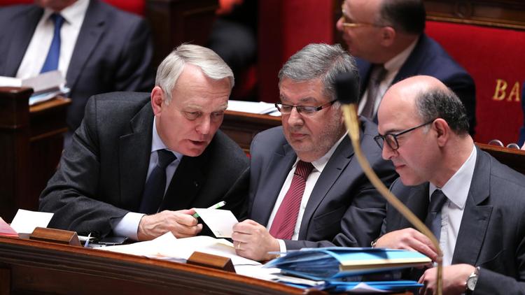 Le premier ministre Jean-Marc Ayrault (à gauche) à l'Assemblée nationale le 2 avril 2013 [Pierre Verdy / AFP]