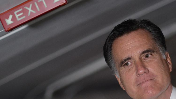 Mitt Romney, le 6 novembre 2012 dans un avion en Pittsburgh et Boston [Emmanuel Dunand / AFP]