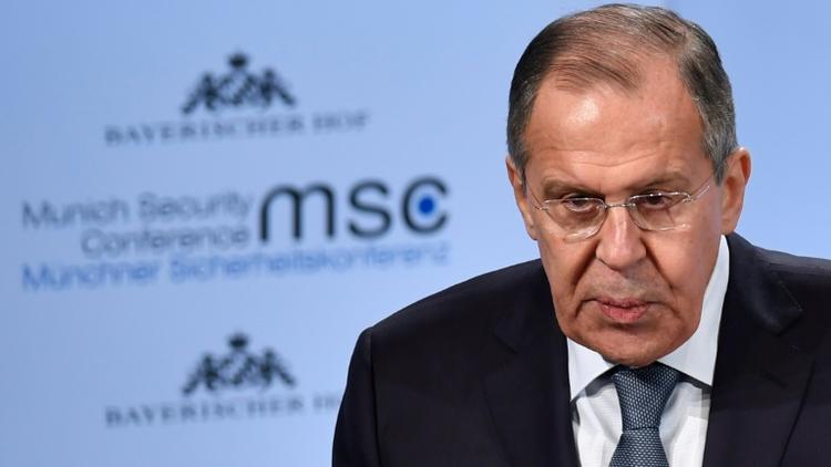 Le ministre russe des Affaires étrangères Sergueï Lavrov a balayé les accusation américaine d'ingérence russe dans la campagne présidentielle de 2016, le 17 février à Munich (Allemagne) lors de la conférence annuelle sur la sécurité. [Thomas KIENZLE / AFP]