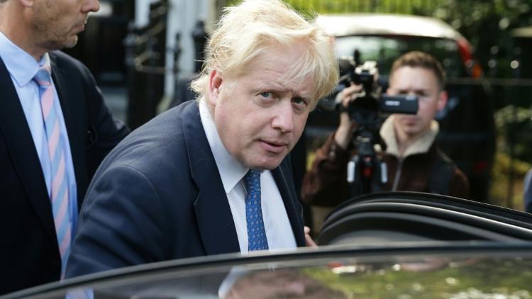 Boris Johnson à la sortie de son domicile le 15 juillet 2016 à Londres [DANIEL LEAL-OLIVAS / AFP]