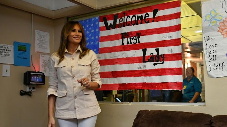 La Première Dame américaine Melania Trump visite le centre pour enfants "Upbring New Hope Children Center" à McAllen, au Texas, le 21 juin 2018 [MANDEL NGAN / AFP]