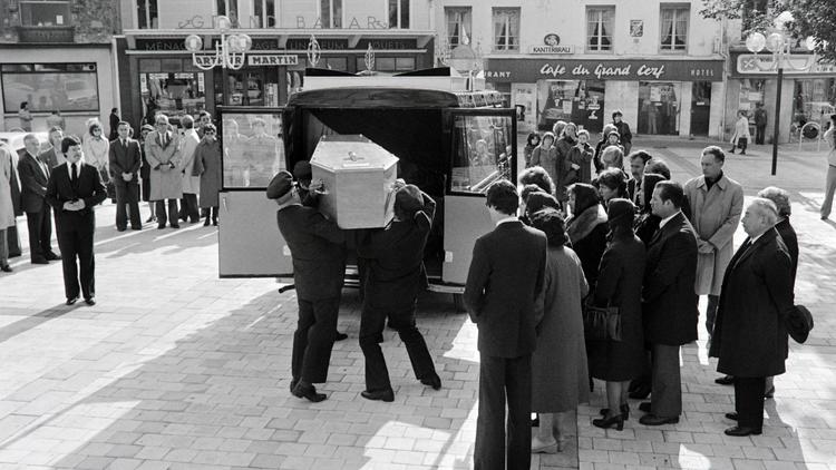 La famille d'une des victimes de l'attentat du 3 octobre 1980 rue Copernic à Argenteuil [Georges Gobet / AFP/Archives]