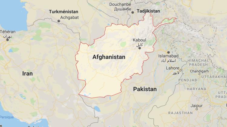 Un bus circulant entre Kandahar et Herat, en Afghanistan, a sauté sur une bombe placée en bord de route par les talibans.