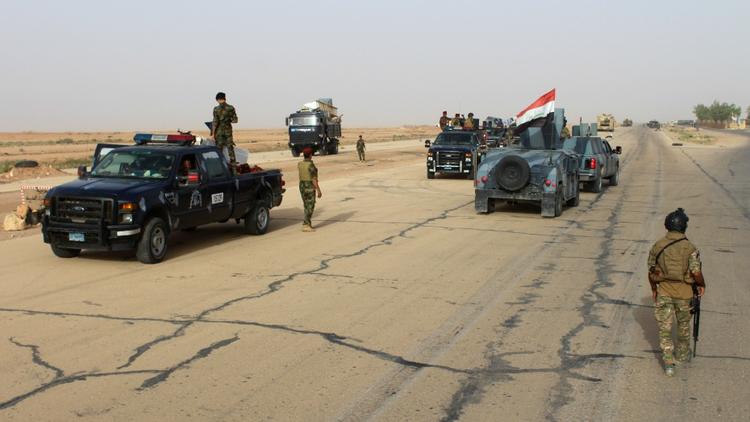 L'armée irakienne dans une zone de la province d'Al Anbar récemment reprise à Daesh.