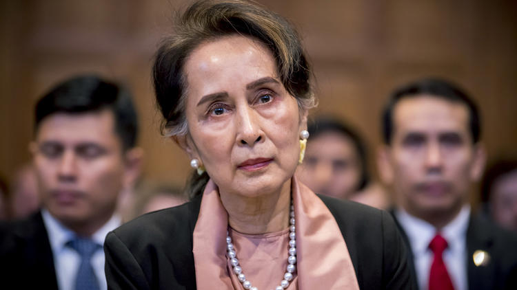 Aung San Suu Kyi a assisté mardi aux appels de la Gambie, au nom du monde musulman, pour que la Birmanie «cesse le génocide» contre la minorité rohingya, au premier jour d'audiences devant la Cour internationale de justice. 
