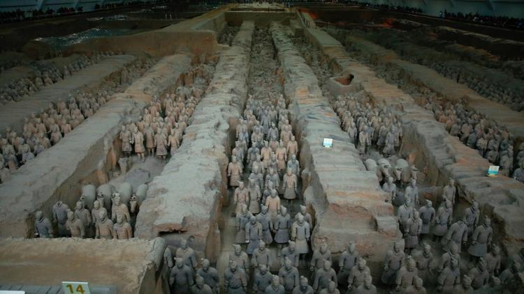 L'armée de terracotta, le 21 octobre 2016 à Xian, découverte en 1974, est composée de 8.000 soldats destinés à protéger le premier empereur chinois Qin Shihuang dans l'au-delà [- / AFP/Archives]