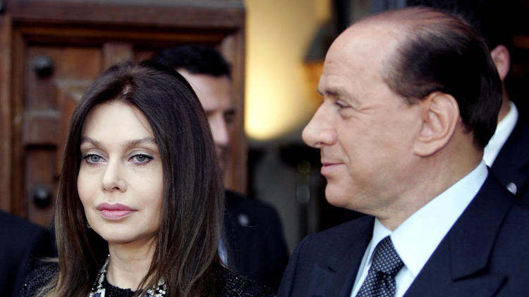 Veronica Lario et Silvio Berlusconi se déchirent sur la pension alimentaire depuis février 2014, date de leur divorce. 