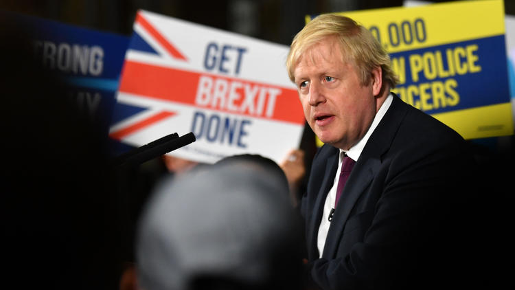 Le Parti conservateur du Premier ministre Boris Johnson a obtenu une majorité écrasante lors des législatives britanniques, selon un sondage de sortie des urnes, ce qui va permettre au dirigeant conservateur de réaliser le Brexit fin janvier comme promis.