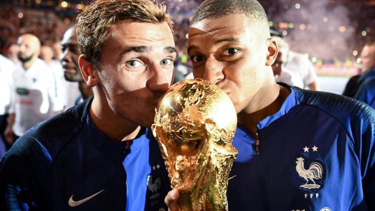 Antoine Griezmann (g) et Kylian Mbappé, le 11 septembre 2018 au Stade de France de Saint-Denis [FRANCK FIFE / AFP/Archives]