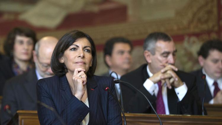 La maire de Paris Anne Hidalgo est accusée par l'UMP et UDI-MoDem de ne pas dire la vérité sur les perspectives budgétaires  [Joel Saget / AFP/Archives]
