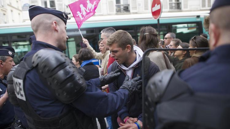 Des opposants au mariage pour tous, le 1er juin 2013 à Paris  [Fred Dufour / AFP]