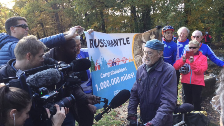 Russ Mantle a atteint un million de miles parcouru en près de 70 ans.
