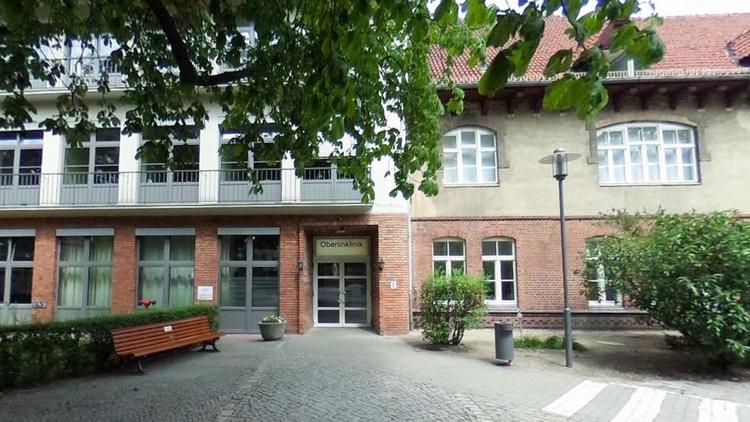 La tuerie a eu lieu dans une clinique située à Potsdam, ville qui jouxte la capitale allemande Berlin.