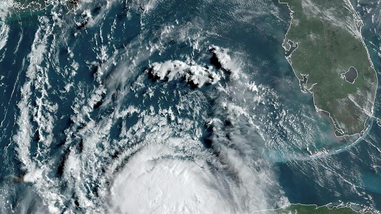 Photo satellite de l'ouragan Laura dans le Golfe du Mexique le 25 août 2020 [Handout / RAMMB/NOAA/NESDIS/AFP]