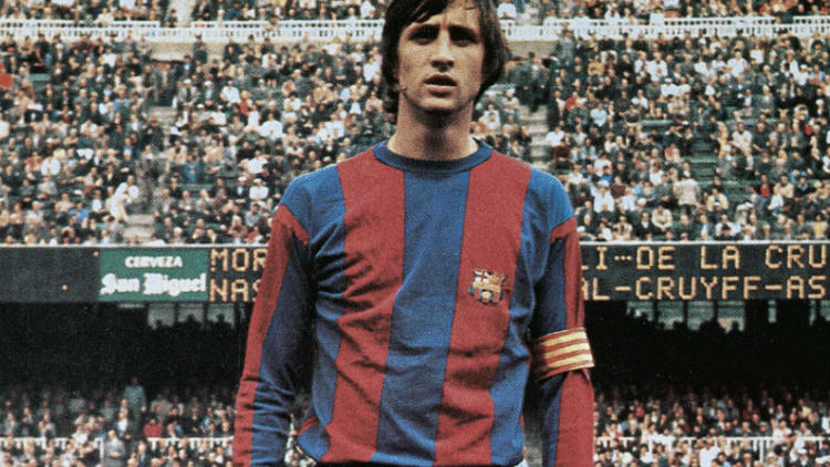 L'ancien meneur avait apporté le football total au FC Barcelone. 
