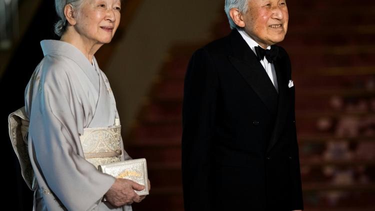 L'empereur japonais Akihito et son épouse l'impératrice Michiko, le 19 avril 2017 à Tokyo [Behrouz MEHRI / AFP/Archives]