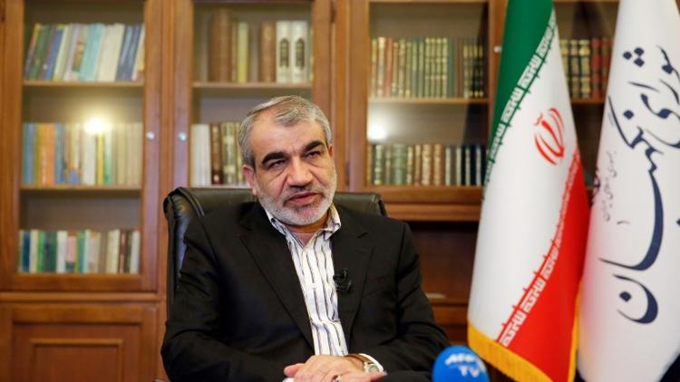 Abbas Ali Kadkhodaï, porte-parole du Conseil des Gardiens de la Constitution iranienne, parle durant un entretien avec l'AFP dans son bureau à Téhéran, le 30 novembre 2019 [str / afp/AFP]