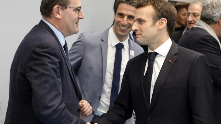 Le président Emmanuel Macron et Jean Castex, désormais Premier ministre, le 9 janvier 2019 à Créteil [Ludovic MARIN / POOL/AFP/Archives]