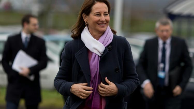 La ministre de l'Environnement Ségolène Royal aux Mureaux, dans les Yvelines, le 5 février 2016 [KENZO TRIBOUILLARD / AFP/Archives]